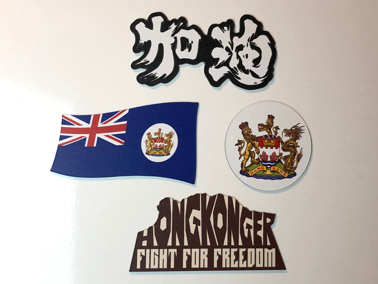 飄揚 香港旗 磁石 Hong Kong Flag Magnet 🇬🇧 Made in Britain ✨New Arrival✨