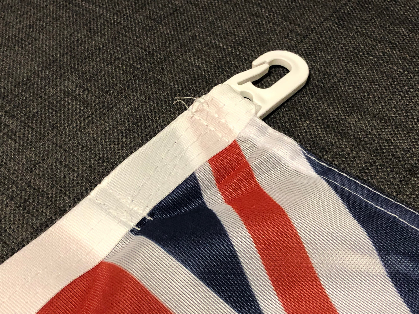 不完美深色版  香港旗 Hong Kong Flag Standard Outdoor 🇬🇧 Made in Britain