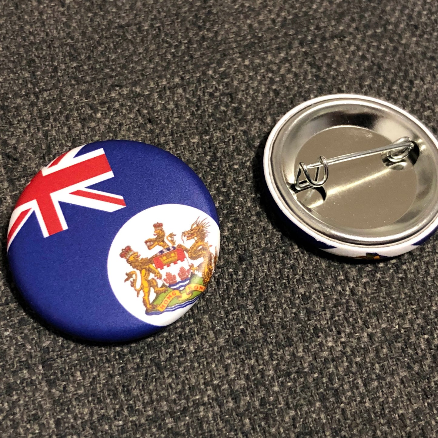 已停產 香港旗 啞色 Pin Badge 🇩🇪 Made in Germany