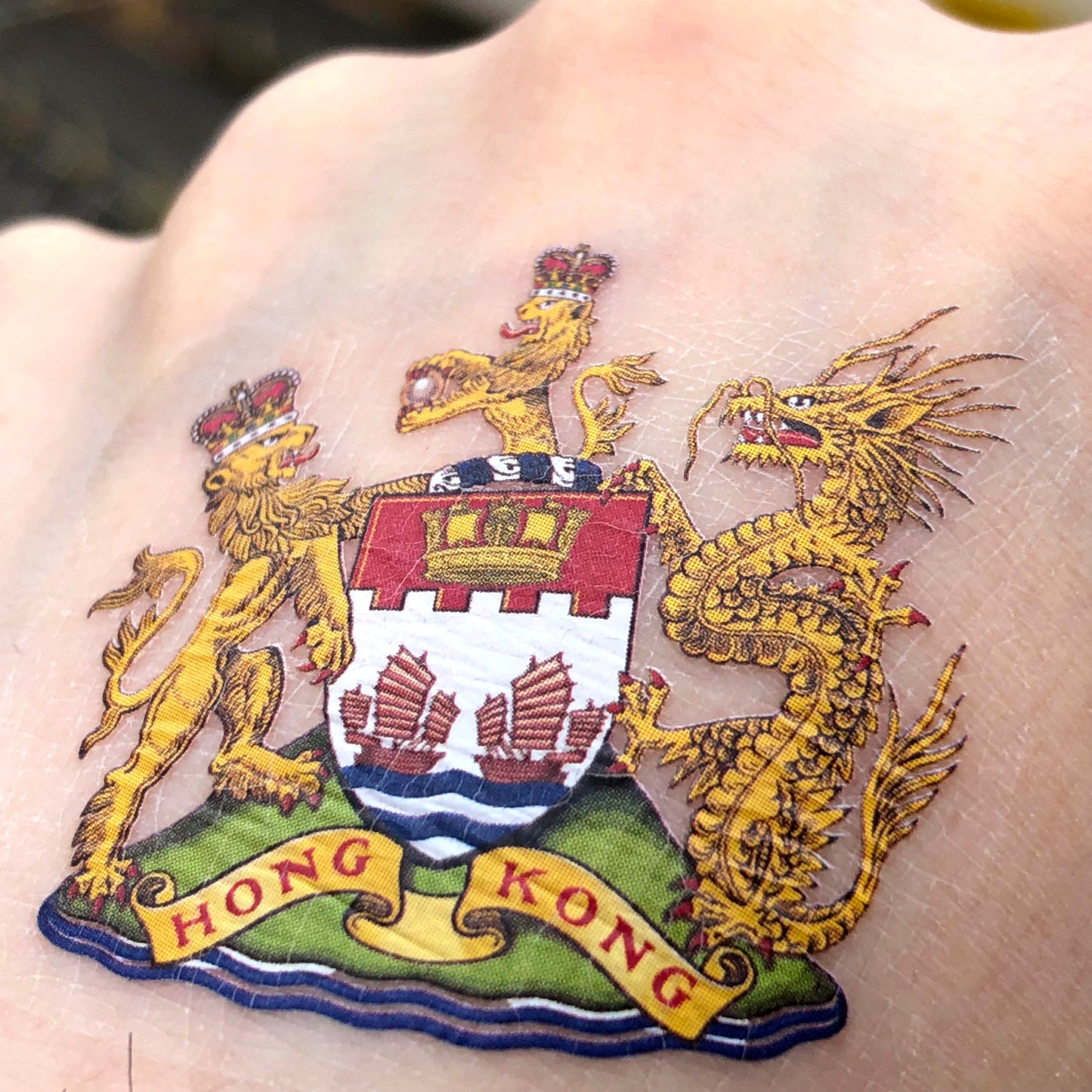 香港紋章 紋身貼紙 Coat of Arms of Hong Kong Tattoo Sticker 🇹🇼 Made in Taiwan