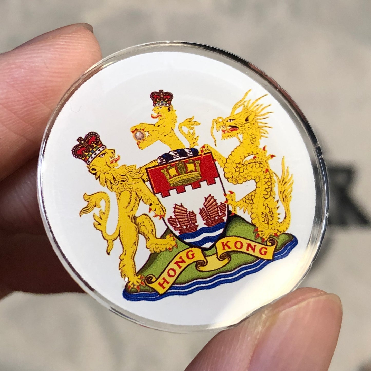 香港徽號 / 香港紋章 襟章 Coat of Arms of Hong Kong Pin Badge 🇮🇹 Made in Italy