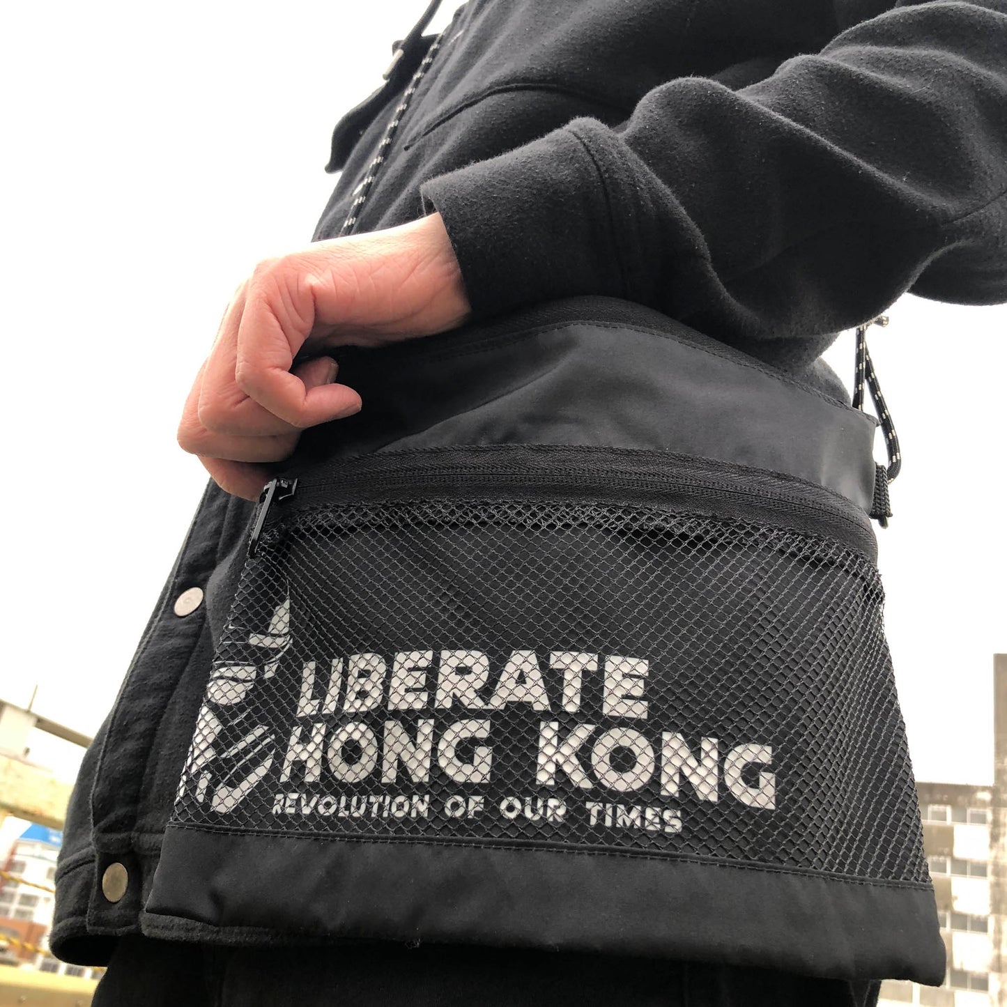 Liberate Hong Kong 斜揹袋 🇹🇼 Made in Taiwan ✨New Arrival✨