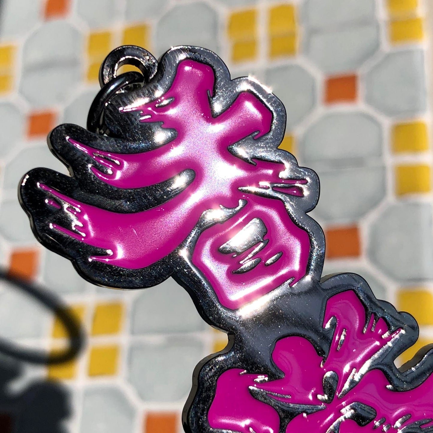 為香港人加油 紫紅色 金屬鎖匙扣 🇹🇼 Made in Taiwan