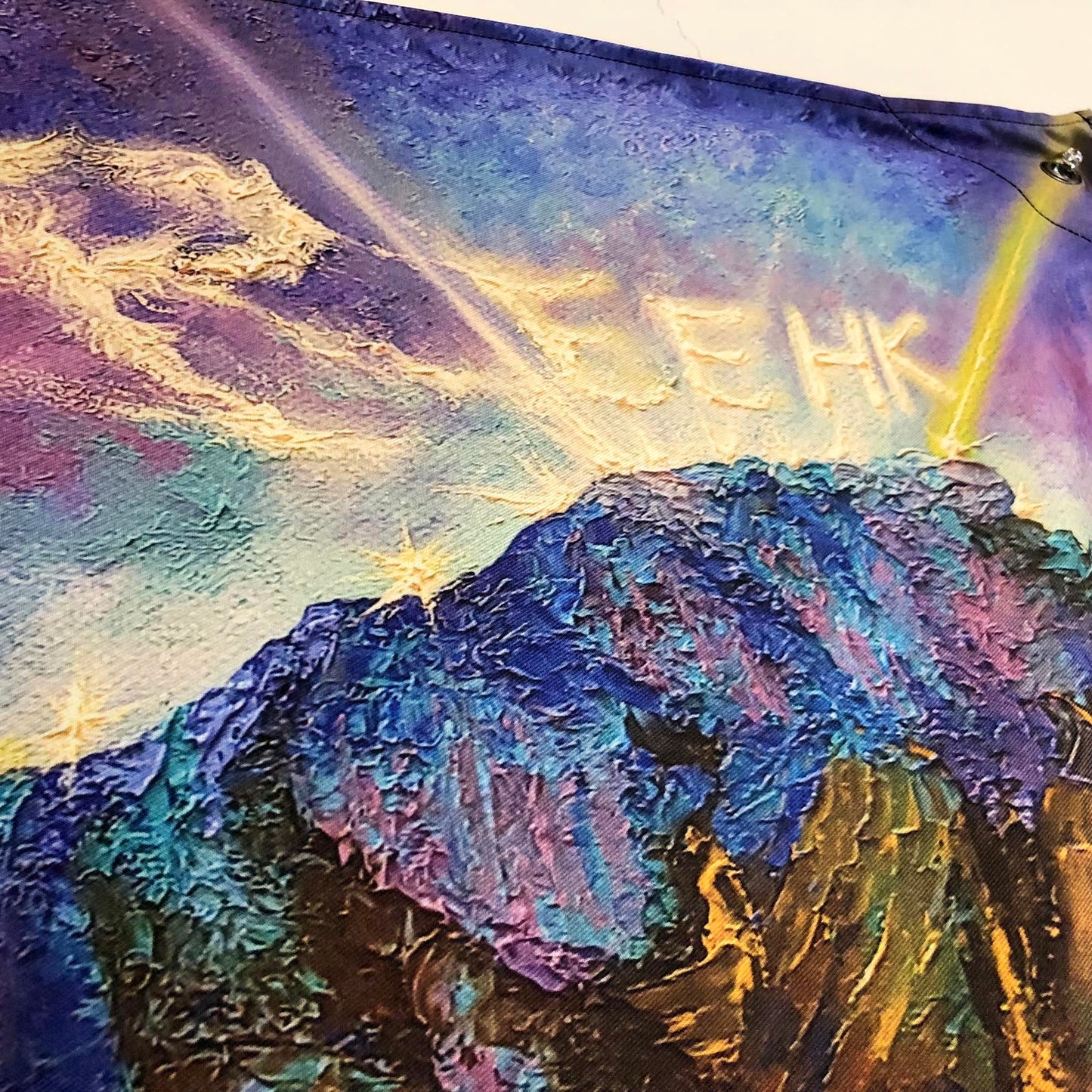 藝術家筆下的 獅子山 FreeHK 室內旗 Eyelets Indoor Flag 🇹🇼 Printed in Taiwan